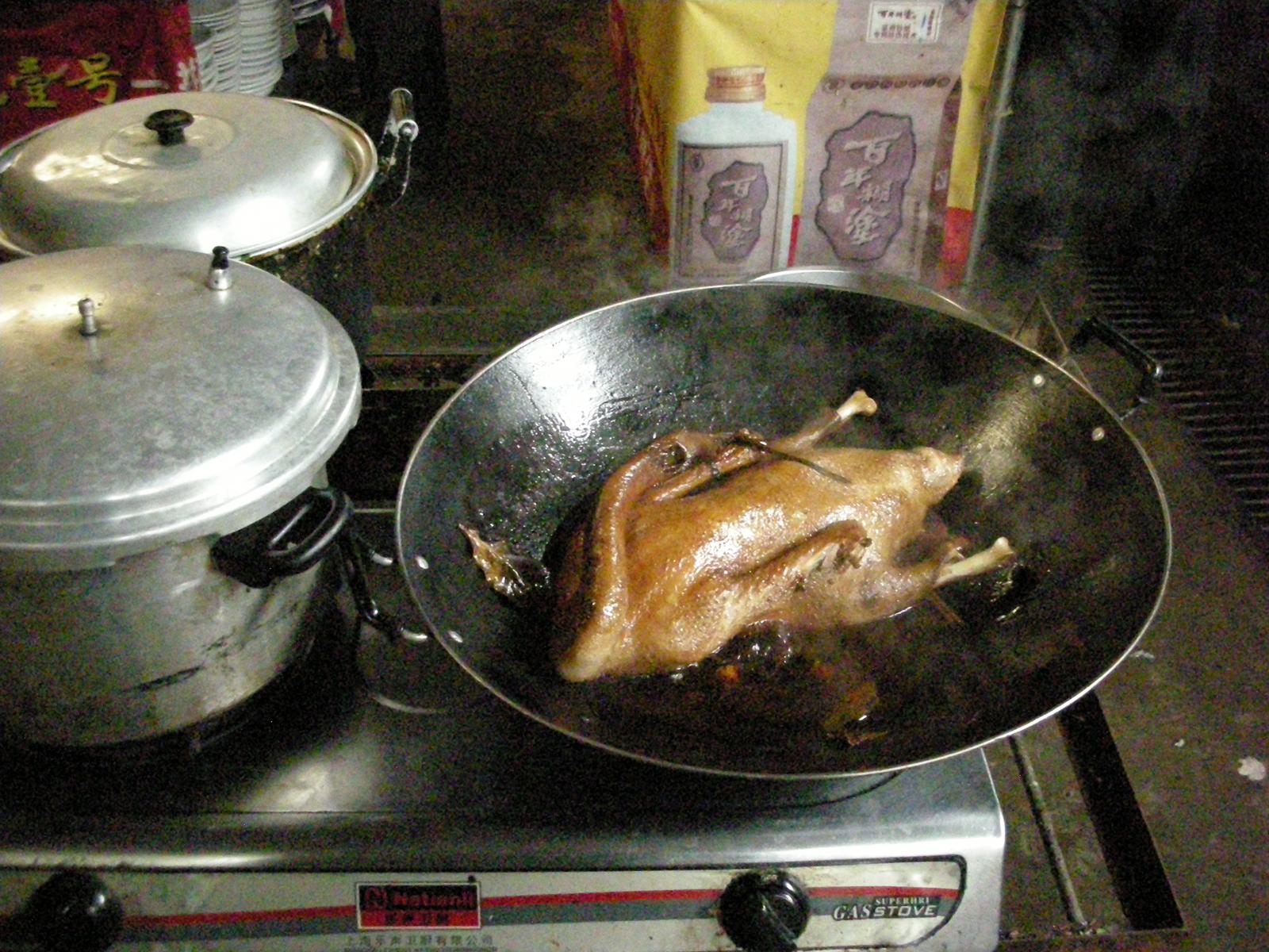 「華僑の第一の故郷」と呼ばれる開平(その3．開平の郷土料理偏(エミュー肉に初挑戦!!))。